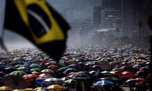 Așa arăta în weekend o plaja din Brazilia jpeg