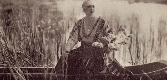 Regina Maria, în costum popular românesc FOTO Casa regală a României