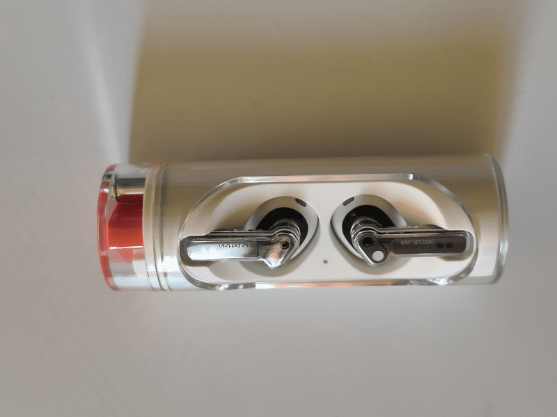 Nothing Ear Stick, căști wireless cu design spectaculos și sunet bun [TECH REVIEW]
