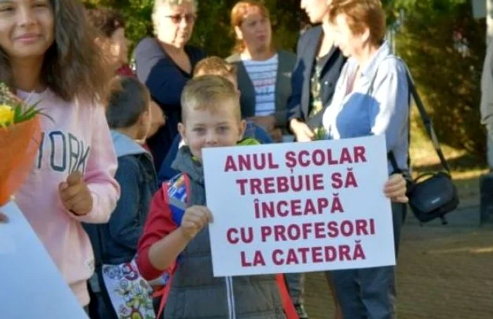 copii scoala alba