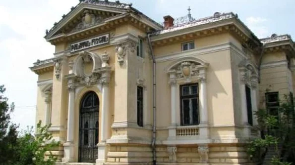 Palatul Lupescu din Râmnicu Sărat ne spune încă povestea unei mari familii jpeg