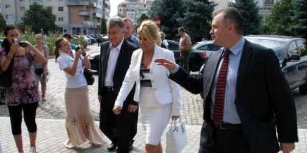 Este pentru a treia oară când Udrea îşi anulează vizita la Botoşani 