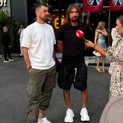 Dan Alexa s-a folosit de farmecele sale de bărbat bine în Asia Express! credit foto: Ștefan Ovidiu