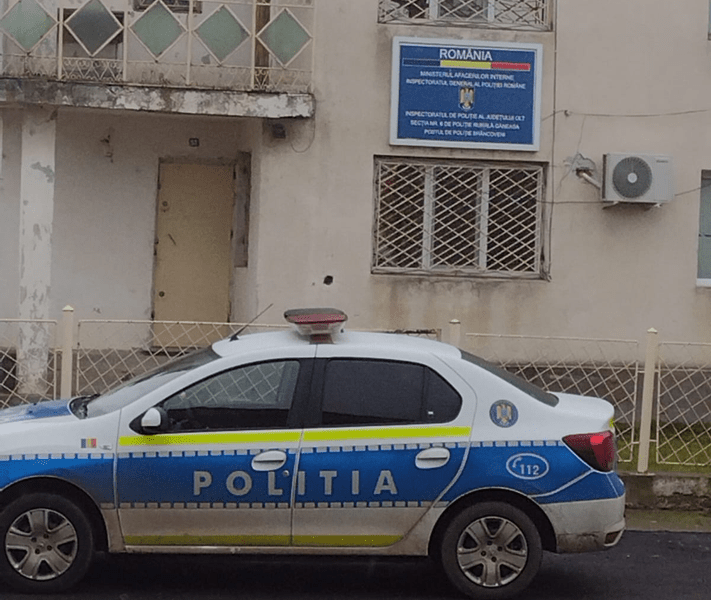 Șefi de post din Olt, găsiți beți la serviciu. Unul a refuzat să fie testat