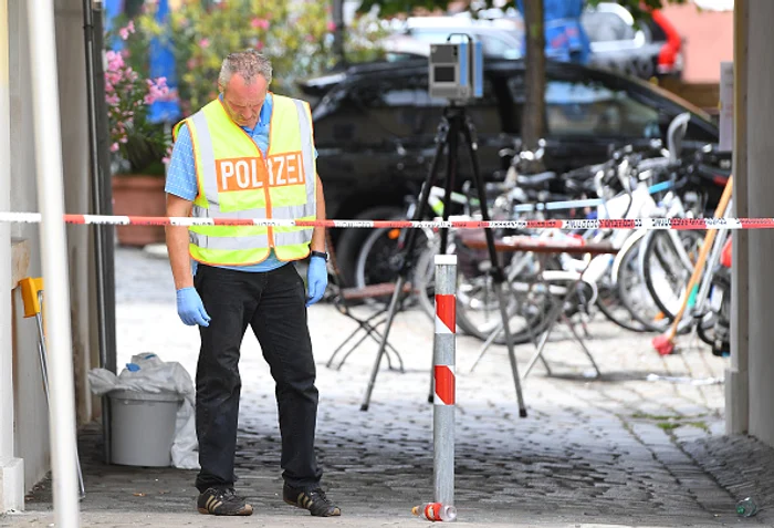 
    Un tânăr sirian de 27 de ani s-a aruncat în aer în orașul Ansbach din GermaniaFoto: Getty  