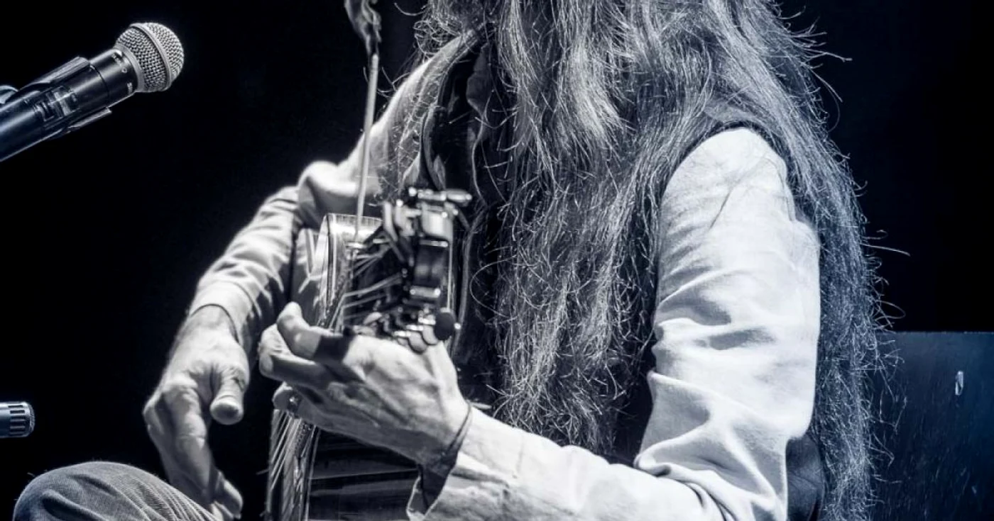 Estas Tonne