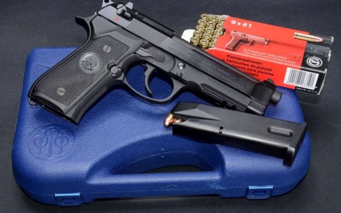 pistol beretta