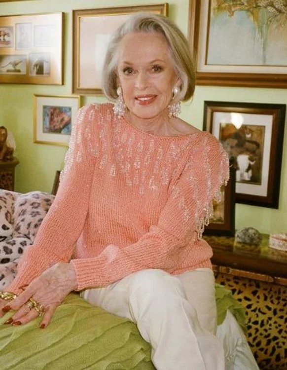 Tippi Hedren e în formă maximă și la 90 de ani