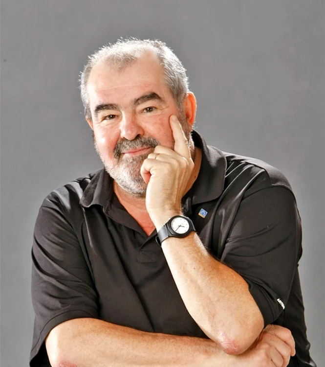 
    George Stanca  