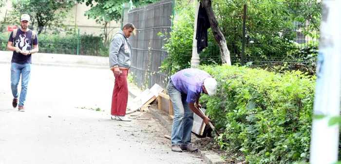 Blocurile de pe strada Bucovina din Capitală vor fi împrejmuite cu un gard de 1,80 cm FOTO Marian Iliescu