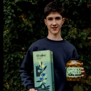 David Filipas, cel mai tânăr somelier de ulei de măsline din România FOTO: FB