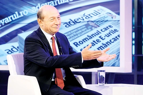 Fostul preşedinte al României a declarat că, dacă era el în locul lui Iohannis, l-ar fi demis pe «somnorosul de la Cotroceni»