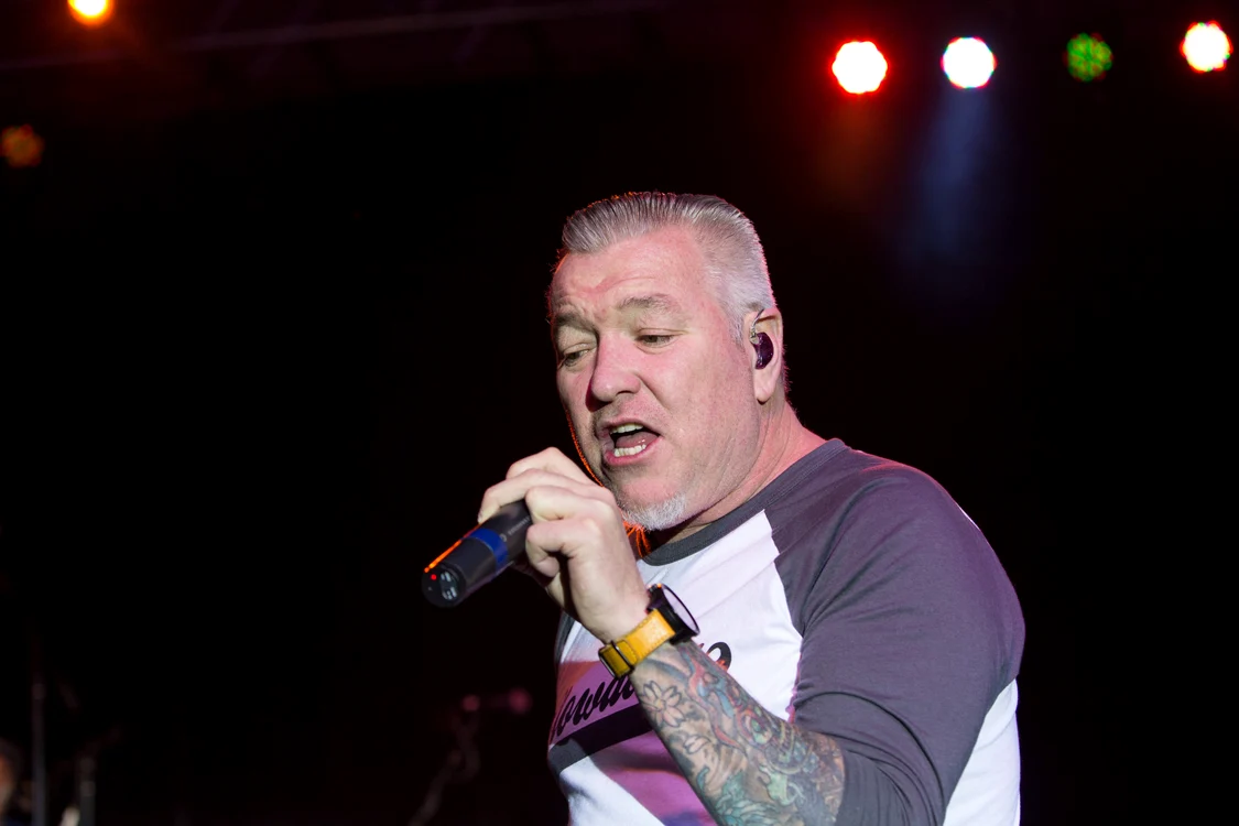 Solistul trupei Smash Mouth a murit la 56 de ani  FOTO Profimedia