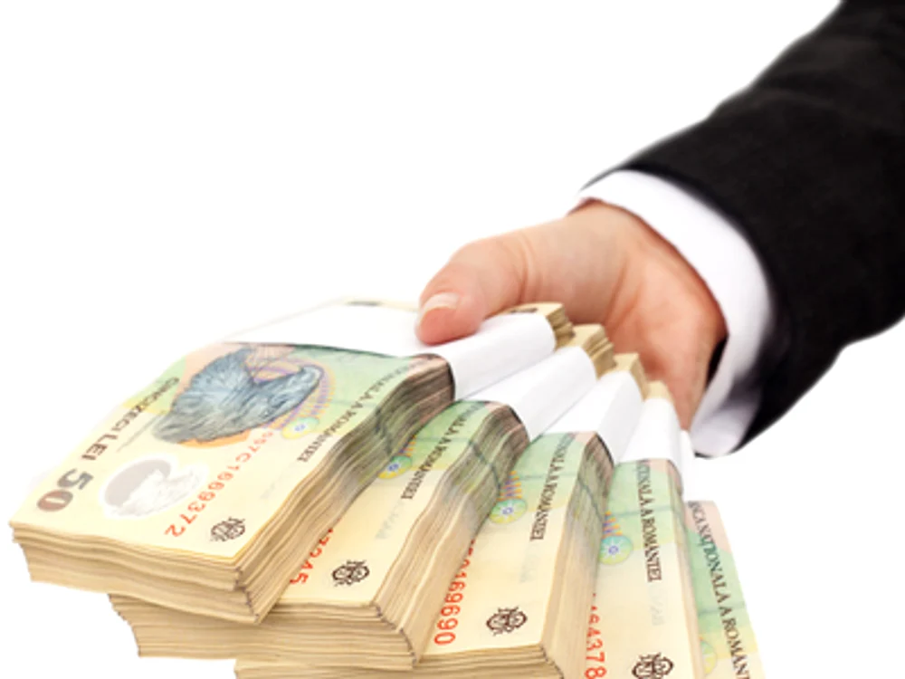 
    Orice tranzacție de peste 5.000 de euro, în lei, va fi urmărită   