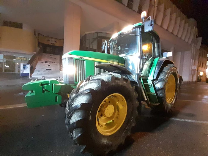 Protestul tractoriștilor în centrul Timișoarei FOTO Ștefan Both