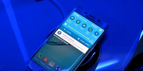 Eveniment Samsung Galaxy S6