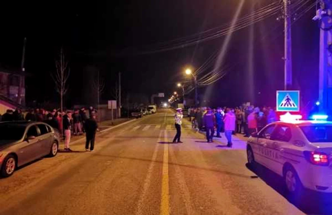 Zei de localnici din Bechet au ieşit pe străzi în miez de noapte FOTO Ana Popescu