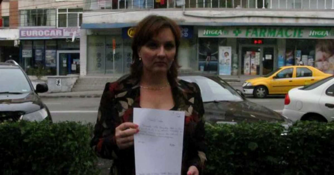 Profesoara de franceză a declarat că unii elevii au cerut în scris motivarea absenţelor 