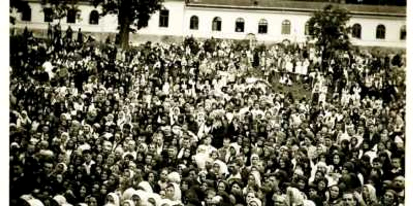 Mii de oameni, la Nicula, în urmă cu 68 de ani FOTO: Episcopia Greco-Catolică de Cluj-Gherla