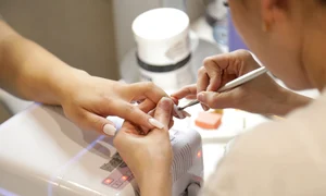 Ești o persoană creativă și pasionată de beauty Vezi ce job ți se potrivește! jpg