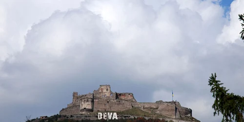 Cetatea Deva Foto wikipedia.org