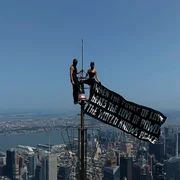 Cerere in casatorie cuplu Empire State Building FOTO: Instagram/angela_nikolau