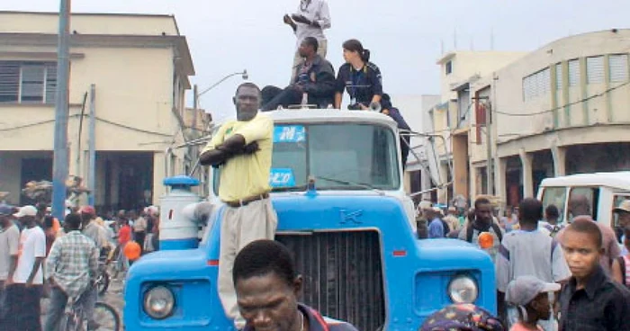 Capitala haitiană Port-au-Prince e măcinată de lupte de stradă