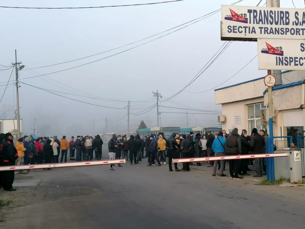 Protest la societatea de transport public din Galaţi, sursa: C.M