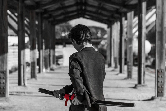  Membru yakuza cu sabie katana FOTO SHUTTERSTOCK