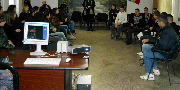 Tinerii închişi la Penitenciar şi-au împărţăşit din experienţa de viaţă
