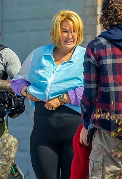 Renée Zellweger s-a îngrăşat 15 kilograme şi şi-a şocat recent fanii cu o apariţie neobişnuită Foto: Profimedia