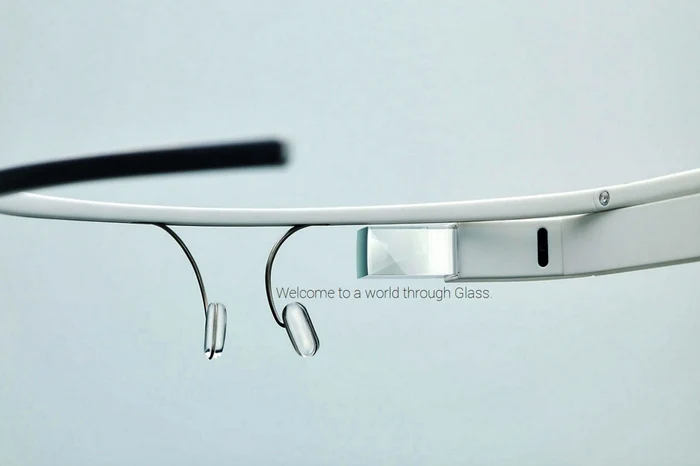 Google Glass sunt ochelarii inteligenţi pe care compania americană i-a dezvoltat. FOTO Adevărul