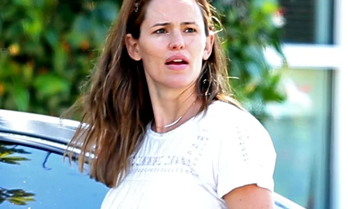 Jennifer Garner is seen in Brentwood, CA jpeg