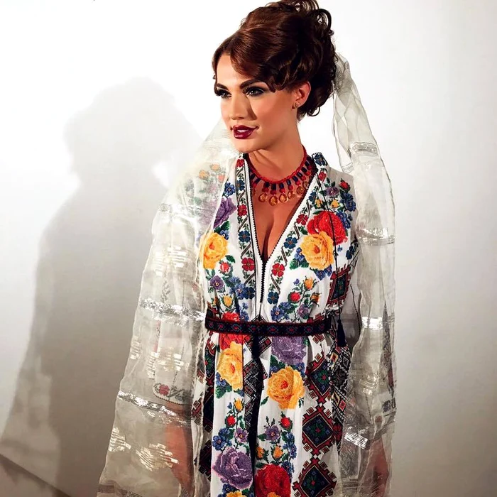 16 diana enache in chip de maria tanase 2 jpg jpeg