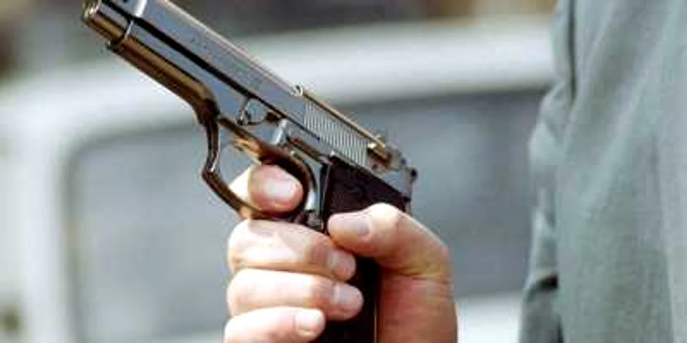 Poliţiştii au făcut uz de armă 