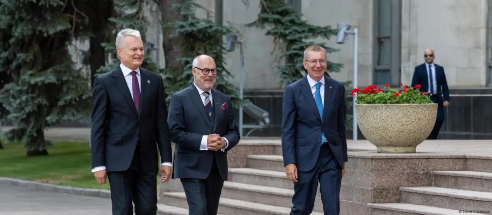 Moldova - înconjurată de prieteni, hărțuită de Rusia