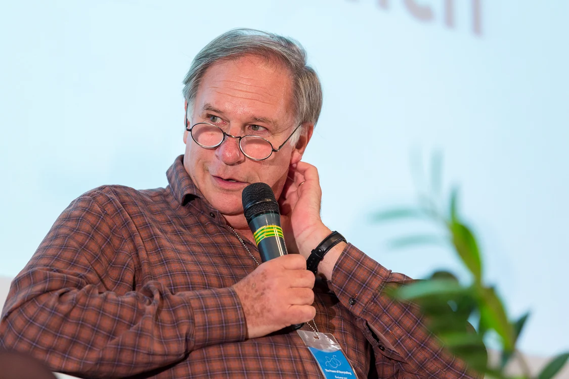 „Sînt un admirator necondiţionat al imaginaţiei“   interviu cu Robert KRULWICH jpeg