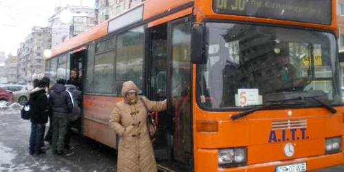 Autobuzul 5 vine din 30 în 30 de minute
