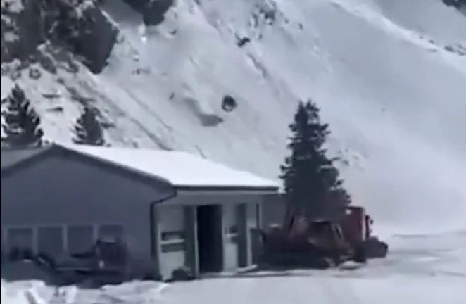 Incident tragic într-o stațiune elvețiană: o telecabină s-a prăbușit, iar pasagerul a murit