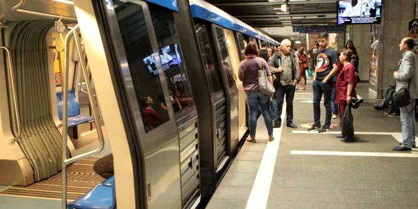 evacuare metrou aviatorilor foto eduard enea