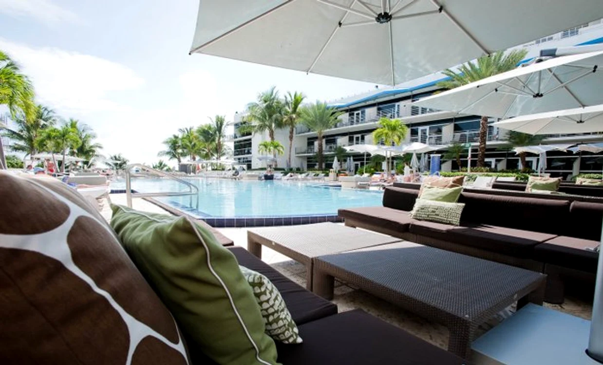 Ritz-Carlton 