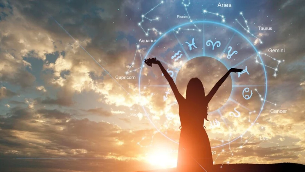 Horoscop vineri, 27 februarie. Leii au nevoie de o mică vacanță, iar Berbecii trebuie să-și pună sănătatea pe primul plan