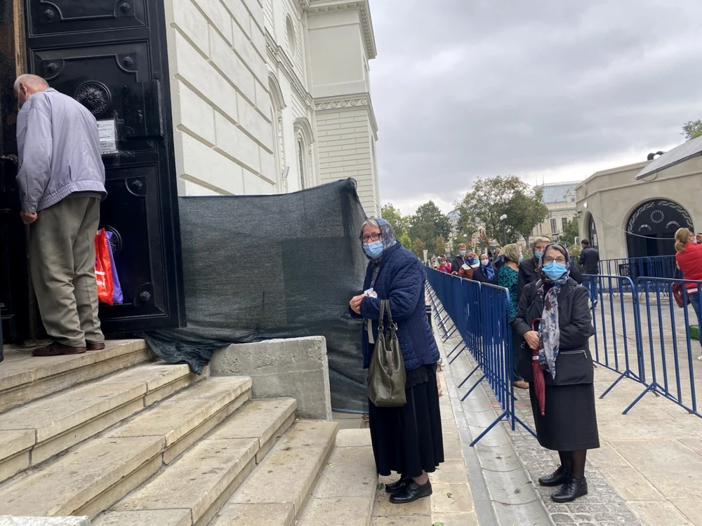 Pelerini, Sf. Parascheva, marţi, 6 octombrie   FOTO Alina Batcu