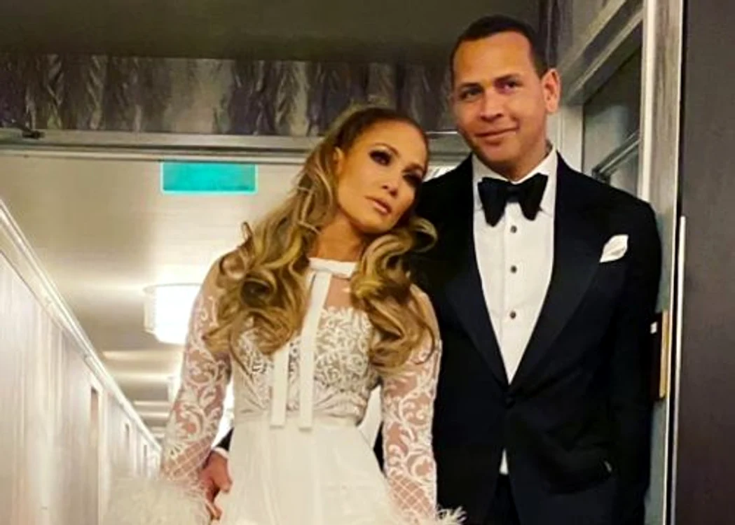 
    Îmbrăcați sport, J.Lo și Alex au făcut o plimbare în Central Park. Nu au uitat măștile de protecțiefoto: arhivă personală  