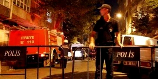 Un pedofil căutat de poliţia turcă s-a sinucis în sediul unui post de poliţie