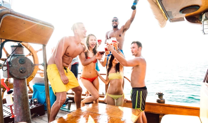 
    Horoscop 29 mai 2021: Gemenii sunt sufletul petreceriiFoto: Shutterstock  