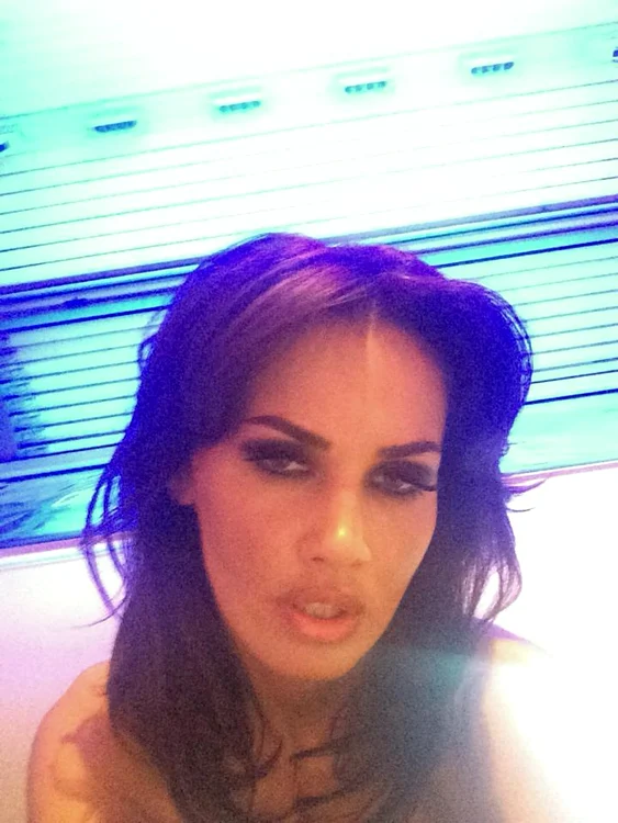 
    Pepe mai are un proces cu Oana pentru vandalizarea locuinţei atunci când s-au despărţitFOTO Facebook  