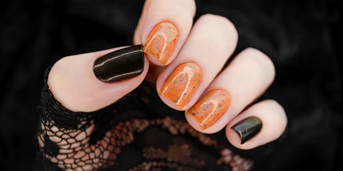 Unghii terifiante perfecte pentru Halloween jpg