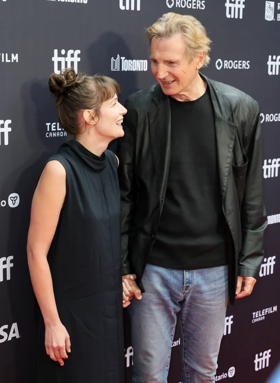 Stella Stocker, Liam Neeson de mână în Toronto, Profimedia (1) jpg