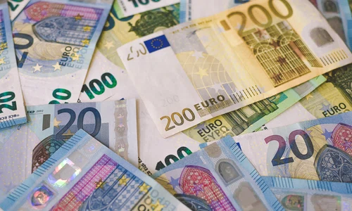 euro unsplash valuta curs valutar jpg